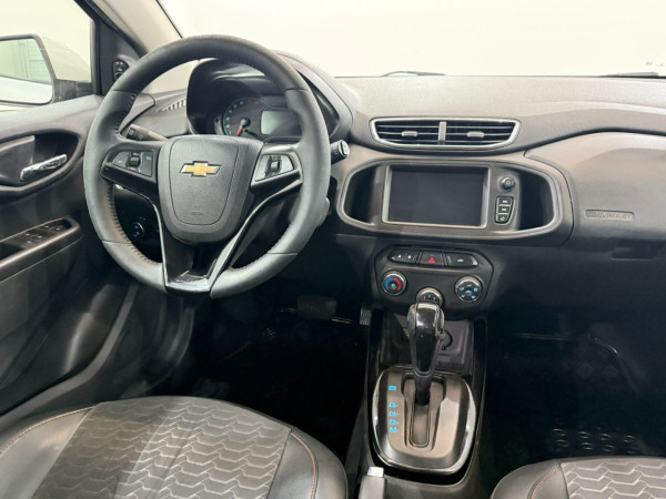 Onix Hatch 1.4 4P FLEX LTZ AUTOMÁTICO