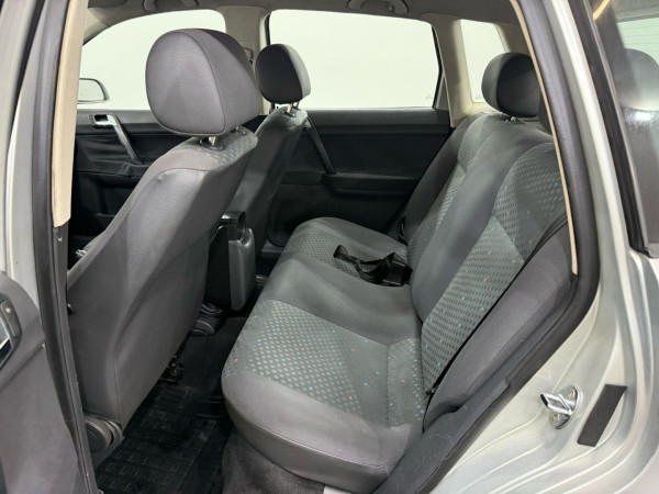 Polo Hatch 1.6 4P