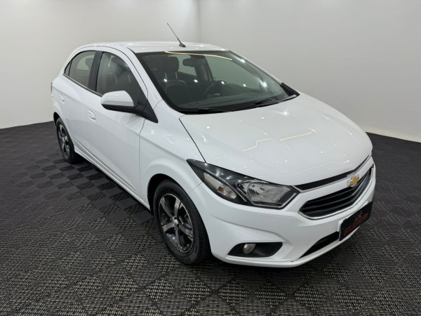 Onix Hatch 1.4 4P FLEX LTZ AUTOMÁTICO