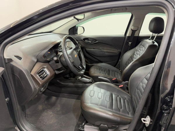 Prisma 1.4 4P LTZ  AUTOMÁTICO