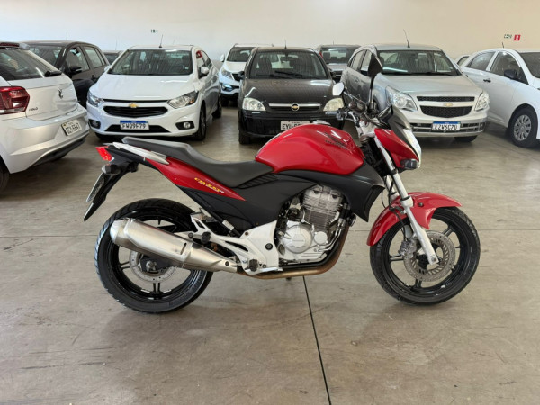 CB 300 R STD