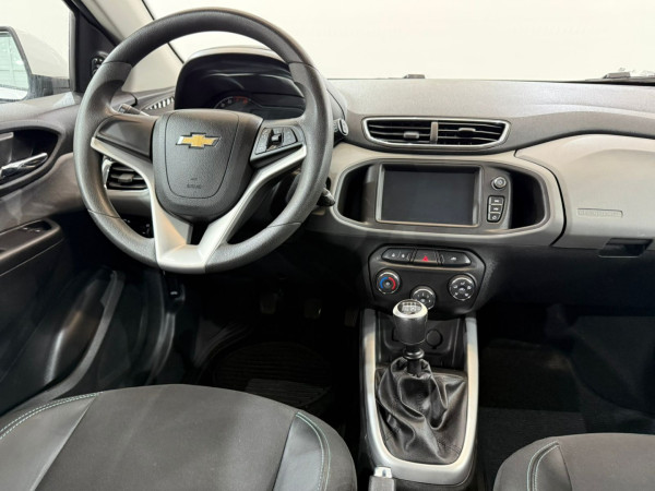 Onix Hatch 1.4 4P FLEX LT