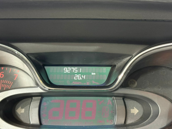 Captur 1.6 16V 4P FLEX SCE LIFE X-TRONIC CVT