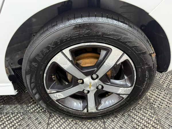 Onix Hatch 1.4 4P FLEX LTZ AUTOMÁTICO