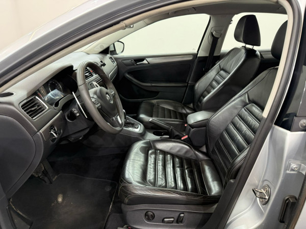 Jetta 2.0 4P TSI HIGHLINE 200 CV AUTOMÁTICO
