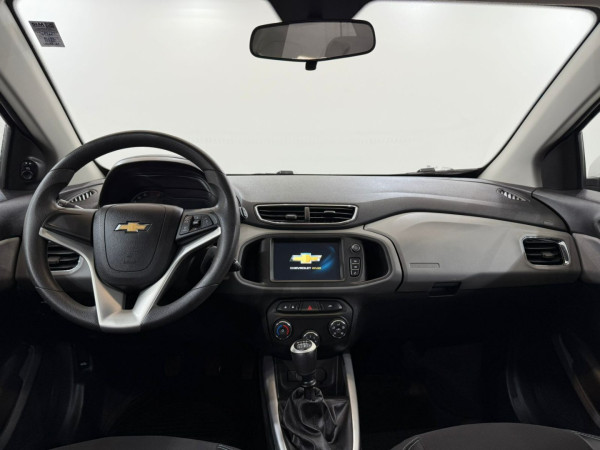 Onix Hatch 1.4 4P FLEX LT