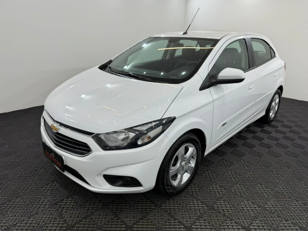 Onix Hatch 1.4 4P FLEX LT