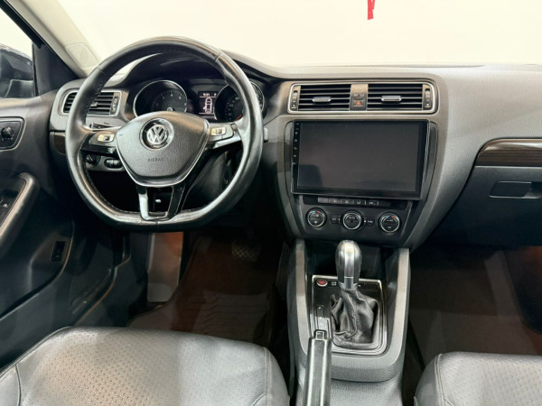 Jetta 2.0 4P FLEX CONFORTLINE AUTOMÁTICO
