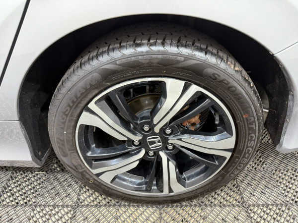 Civic 1.5 16V 4P TOURING TURBO AUTOMÁTICO CVT