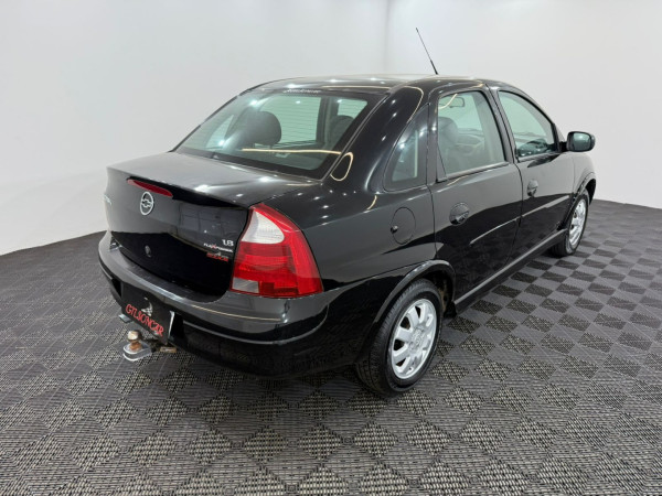 Corsa Sedan 1.8 4P FLEX