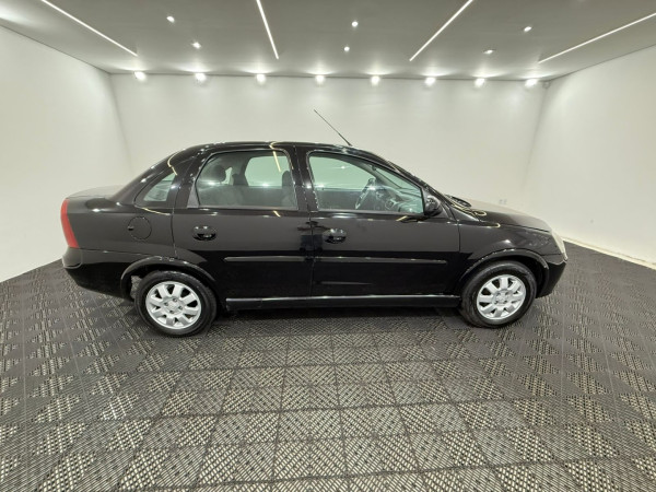 Corsa Sedan 1.8 4P FLEX