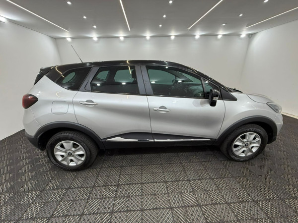 Captur 1.6 16V 4P FLEX SCE LIFE X-TRONIC CVT