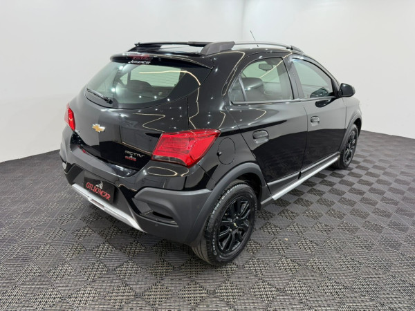 Onix Hatch 1.4 4P FLEX ACTIV AUTOMÁTICO