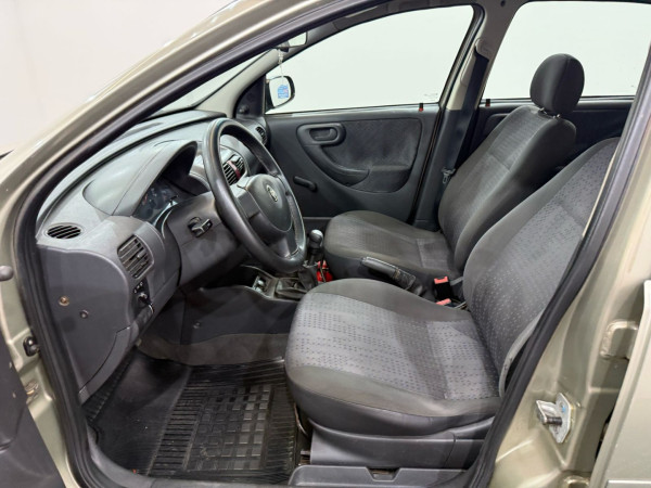 Corsa Hatch 1.4 4P MAXX FLEX