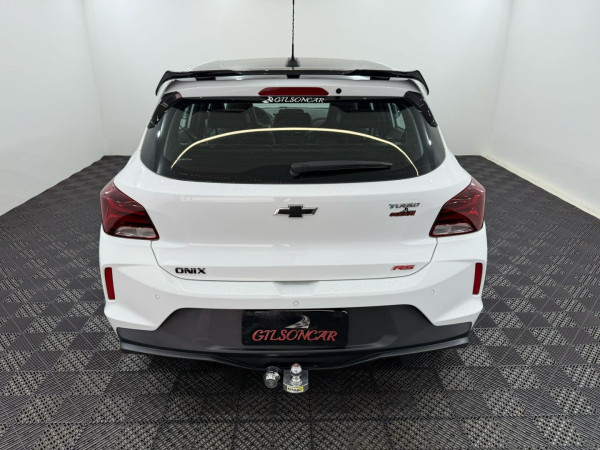 Onix Hatch 1.0 12V 4P FLEX RS TURBO AUTOMÁTICO