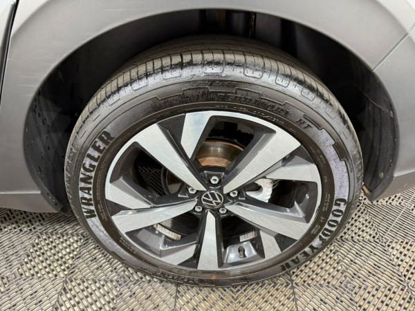 Nivus 1.0 4P FLEX 200 TSI HIGHLINE TURBO AUTOMÁTICO