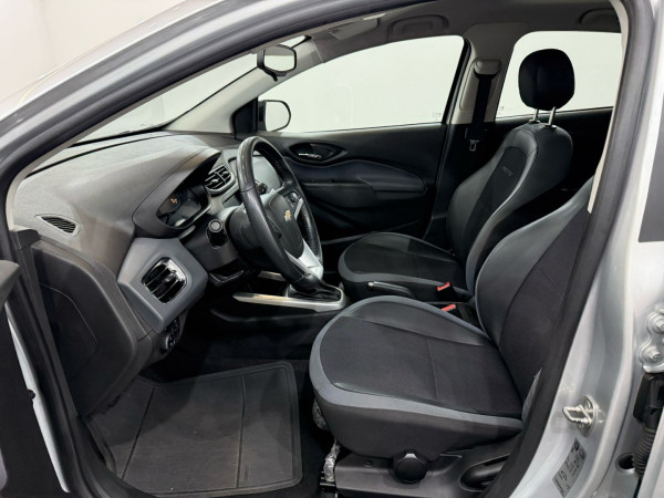 Onix Hatch 1.4 4P FLEX ACTIVE