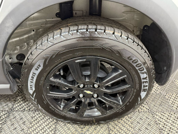 Onix Hatch 1.4 4P FLEX ACTIVE