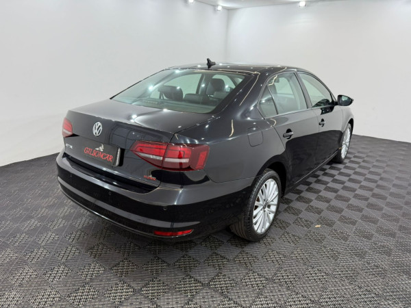 Jetta 2.0 4P FLEX CONFORTLINE AUTOMÁTICO