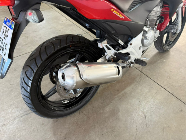 CB 300 R STD