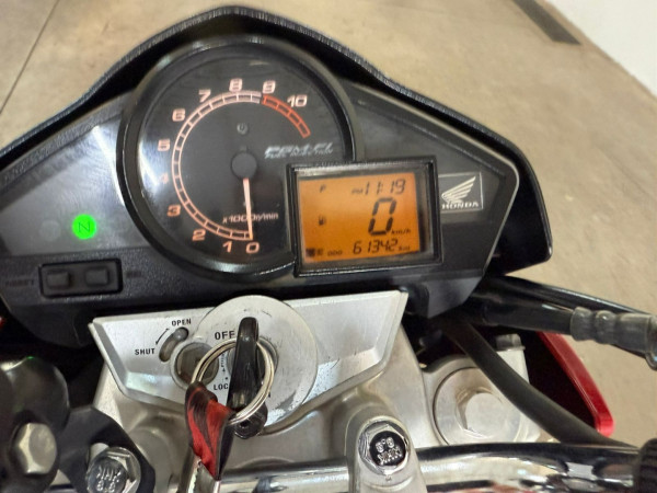 CB 300 R STD