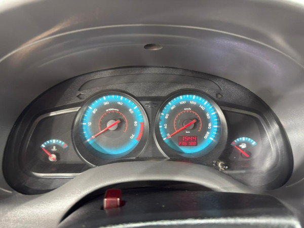 CHEVROLET S10 2.4 ADVANTAGE CABINE DUPLA