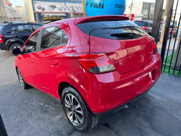 CHEVROLET Onix Hatch 1.4 4P FLEX LTZ AUTOMÁTICO