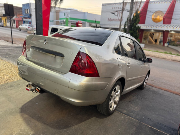 PEUGEOT 307 Sedan 2.0 16V 4P FLEX PRESENCE PACK