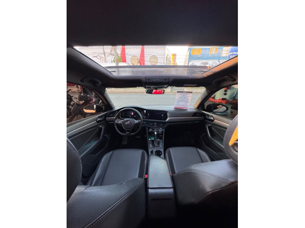 VOLKSWAGEN Jetta 1.4 4P 250 TSI R-LINE AUTOMÁTICO