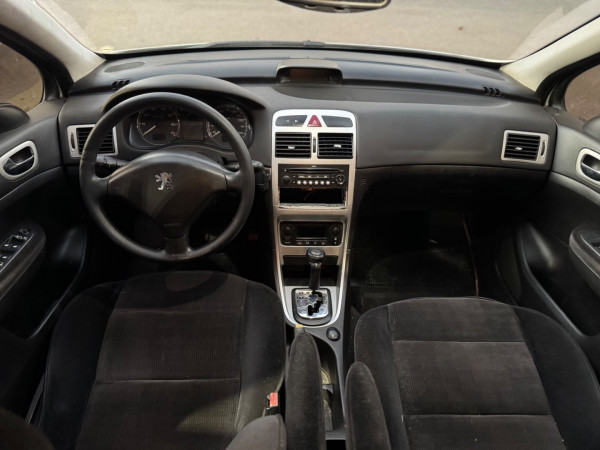 PEUGEOT 307 Sedan 2.0 16V 4P FLEX PRESENCE PACK