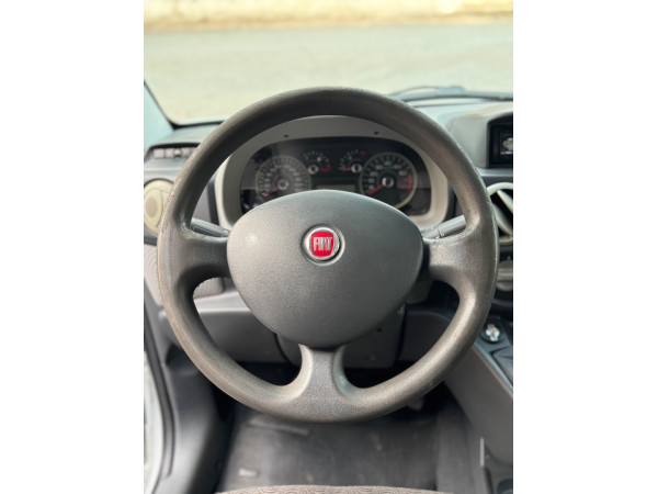 FIAT Doblo 1.8 16V 4P FLEX ESSENCE