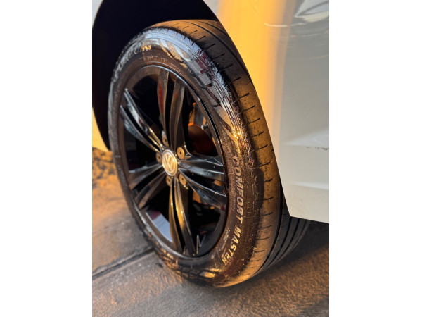 VOLKSWAGEN Jetta 1.4 4P 250 TSI R-LINE AUTOMÁTICO