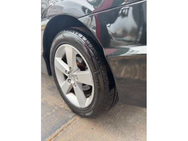 HONDA Civic 1.8 16V 4P LXS