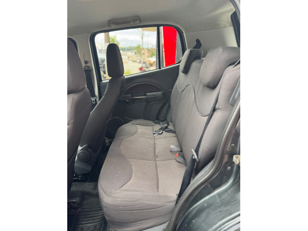 FIAT Uno 1.4 4P FLEX FIRE EVO WAY CELEBRATION