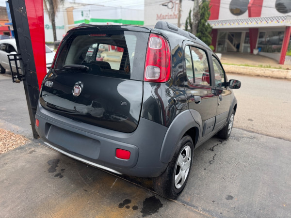 FIAT Uno 1.4 4P FLEX FIRE EVO WAY CELEBRATION