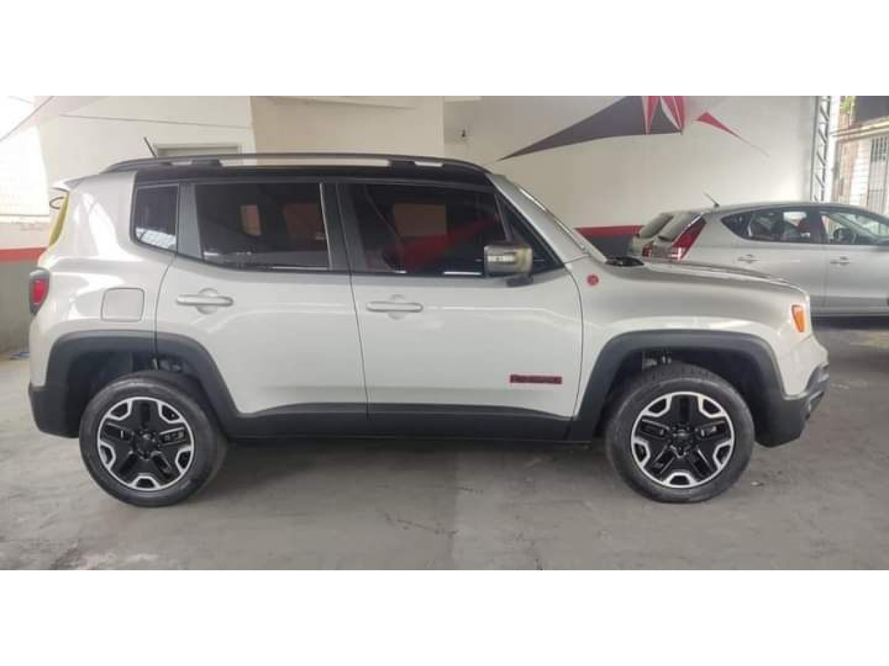 Renegade 2.0 16V 4P TURBO DIESEL TRAILHAWK 4X4 AUTOMÁTICO