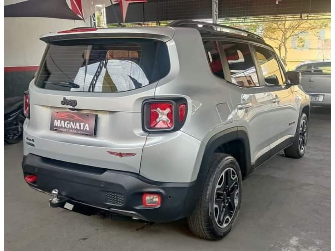 Renegade 2.0 16V 4P TURBO DIESEL TRAILHAWK 4X4 AUTOMÁTICO