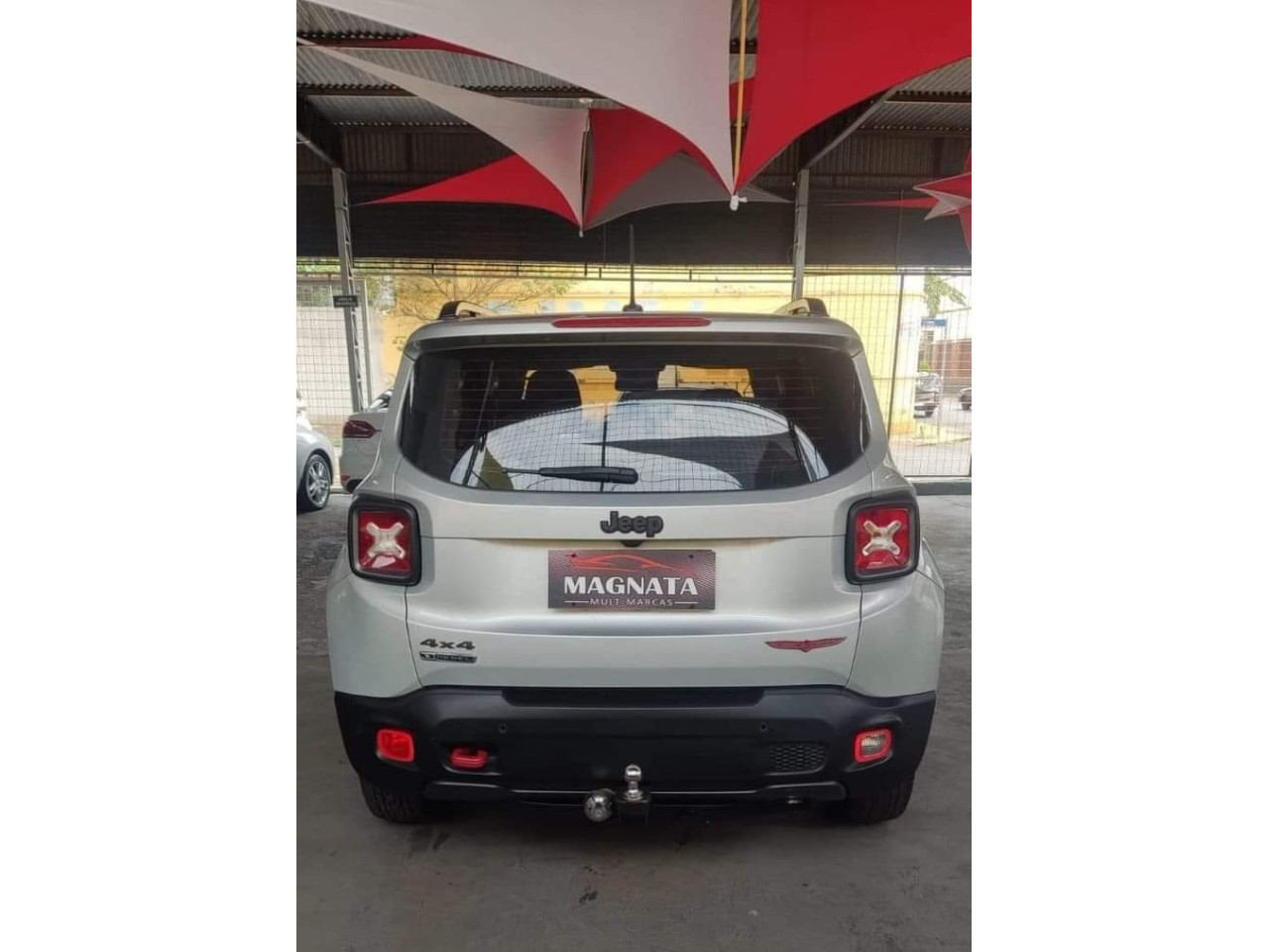 Renegade 2.0 16V 4P TURBO DIESEL TRAILHAWK 4X4 AUTOMÁTICO