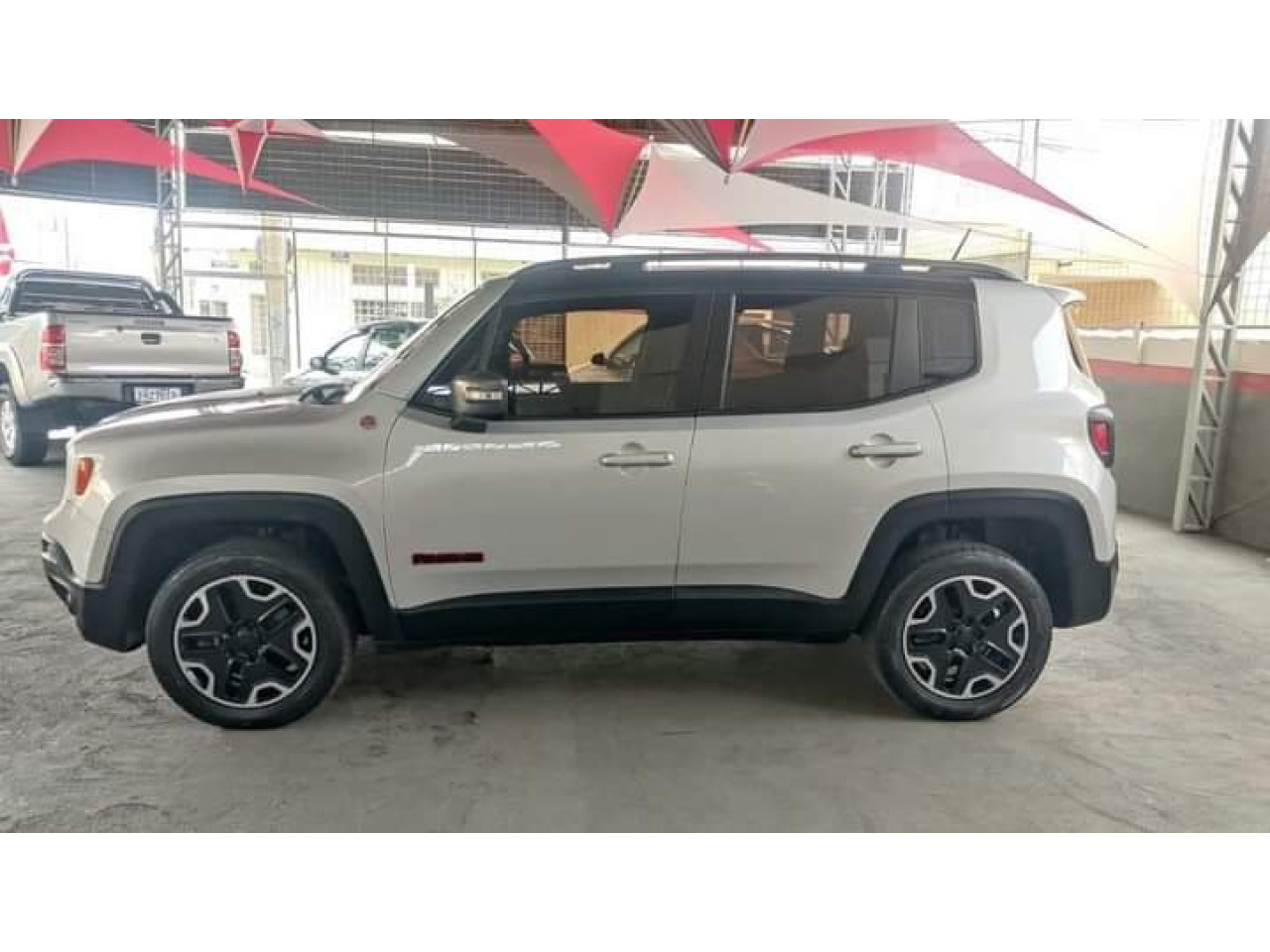 Renegade 2.0 16V 4P TURBO DIESEL TRAILHAWK 4X4 AUTOMÁTICO