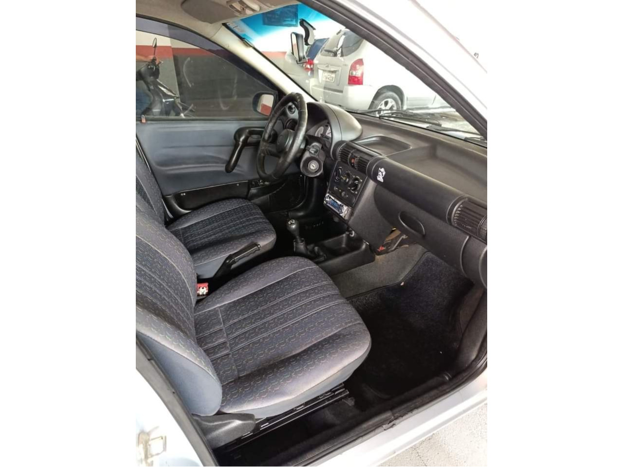 Corsa Sedan 1.0 4P WIND