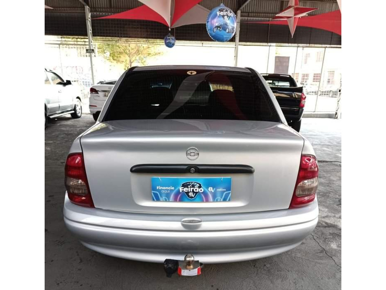 Corsa Sedan 1.0 4P WIND