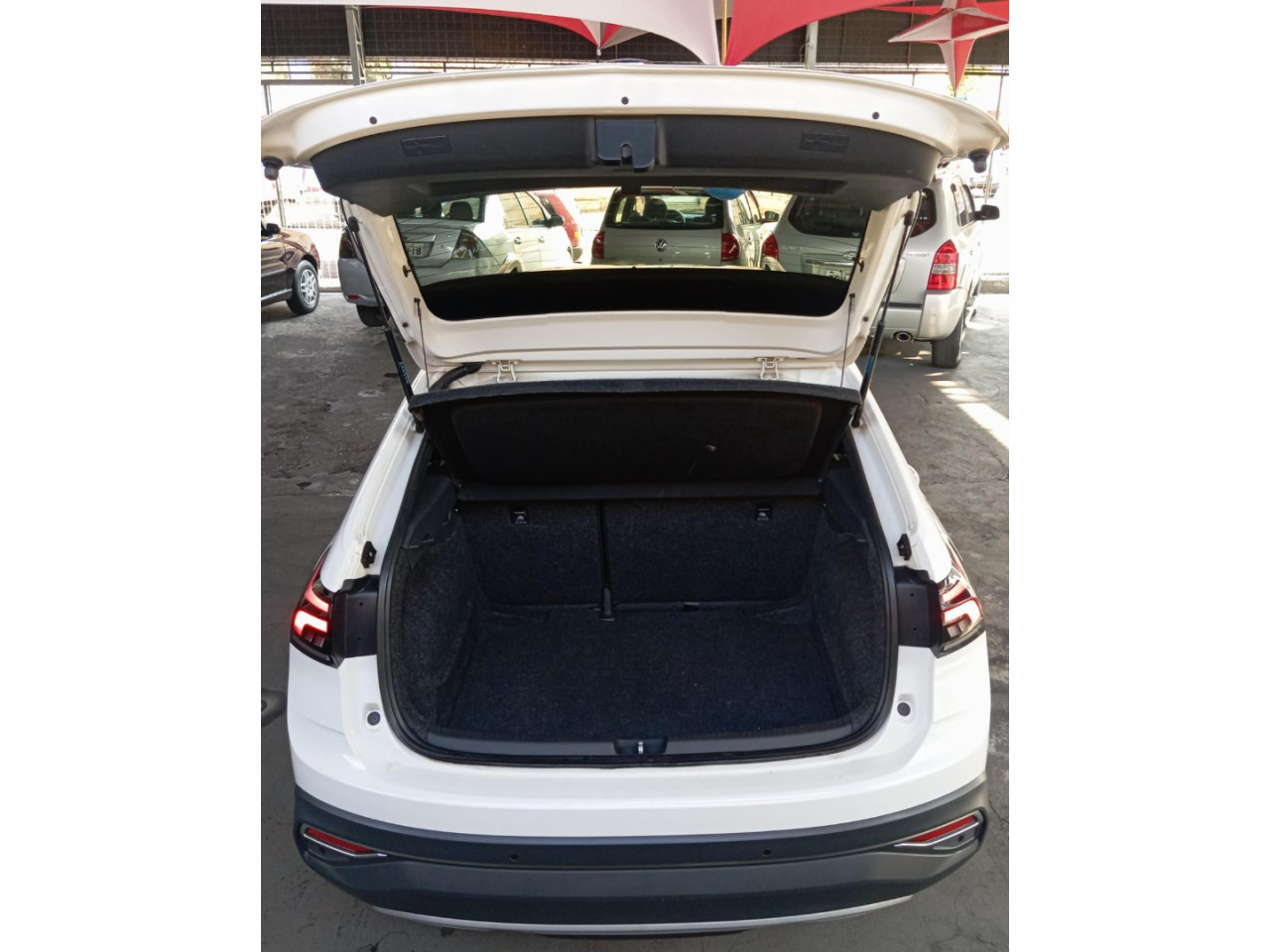 Nivus 1.0 4P FLEX 200 TSI HIGHLINE AUTOMÁTICO