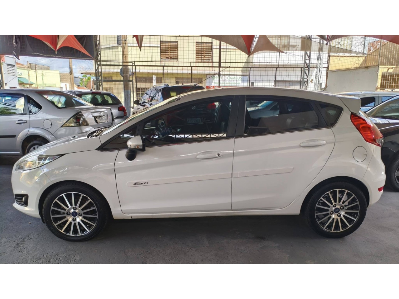 FORD FIESTA 1.6 MPI HATCH 8V