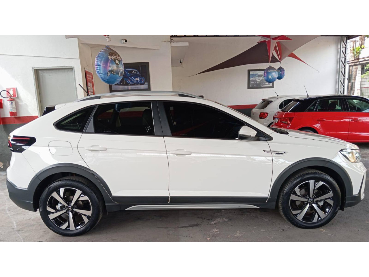 VOLKSWAGEN Nivus 1.0 4P FLEX 200 TSI HIGHLINE AUTOMÁTICO