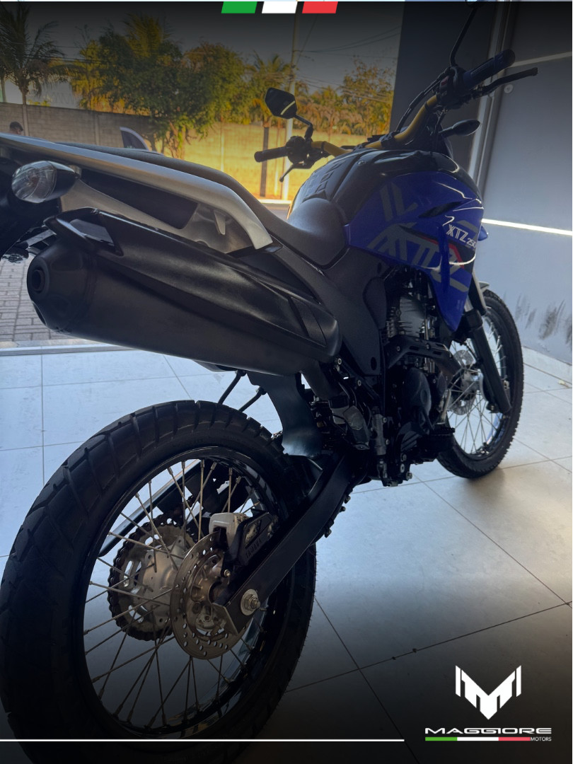 XTZ 250 LANDER