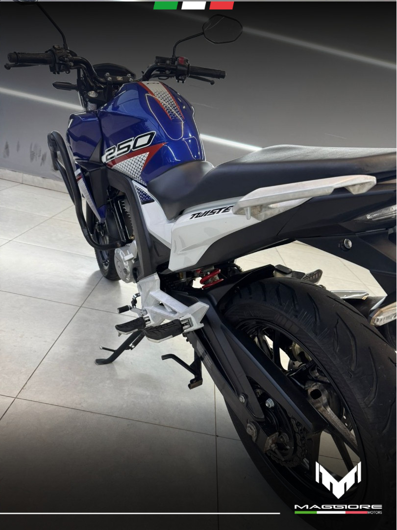 CB 250 F Twister FLEXONE