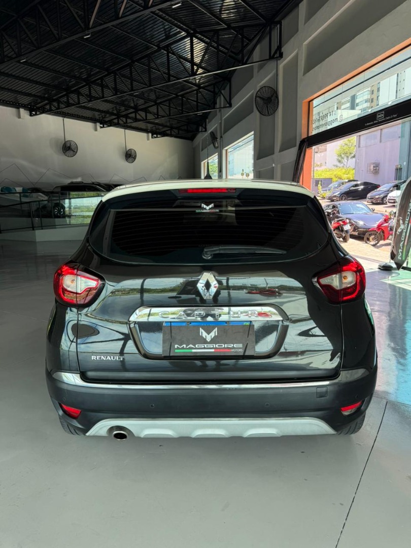 RENAULT Captur 1.6 16V 4P FLEX SCE INTENSE X-TRONIC CVT