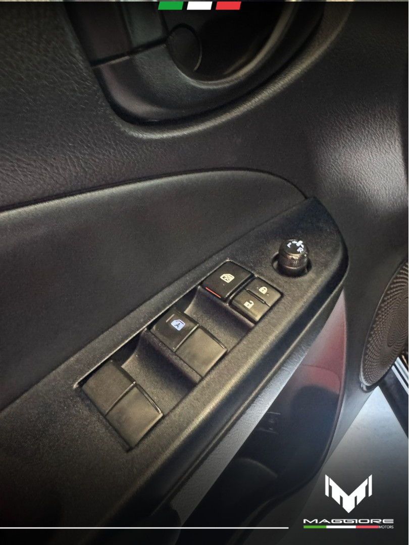Yaris Hatch 1.5 16V 4P FLEX XL MULTIDRIVE AUTOMÁTICO CVT