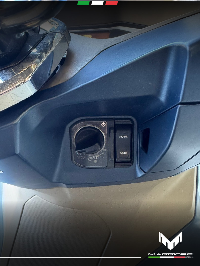 PCX 160 DLX ABS