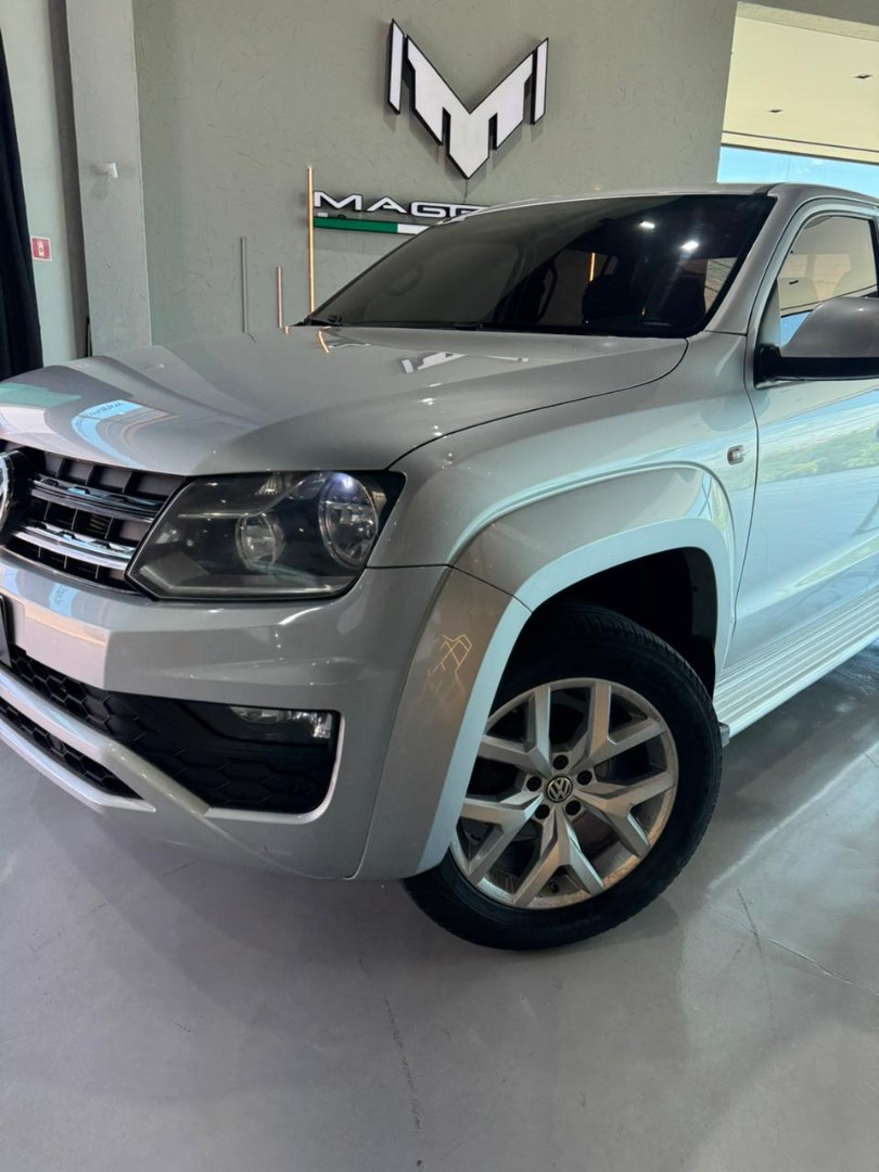 VOLKSWAGEN Amarok 2.0 16V 4X4 CABINE DUPLA TRENDLINE TURBO INTERCOOLER AUTOMÁTICO